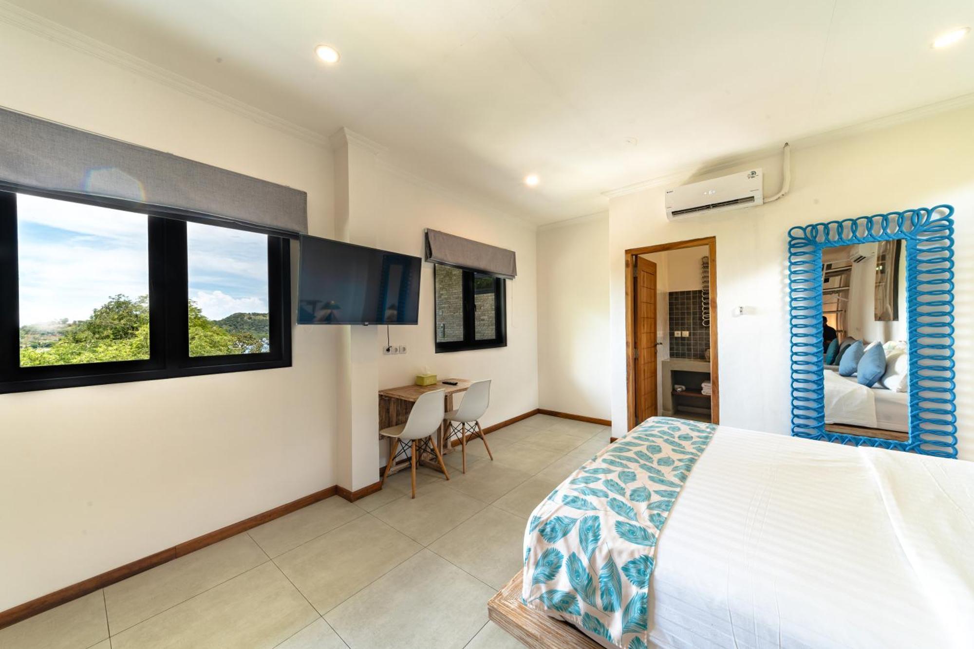 Komodo Suites Downtown Managed By Cpm Bali Labuan Bajo Zewnętrze zdjęcie