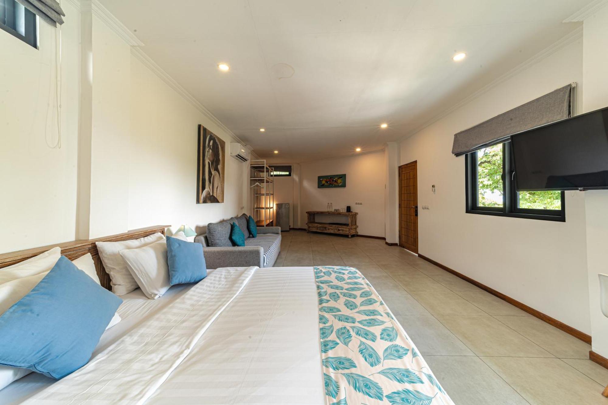 Komodo Suites Downtown Managed By Cpm Bali Labuan Bajo Zewnętrze zdjęcie