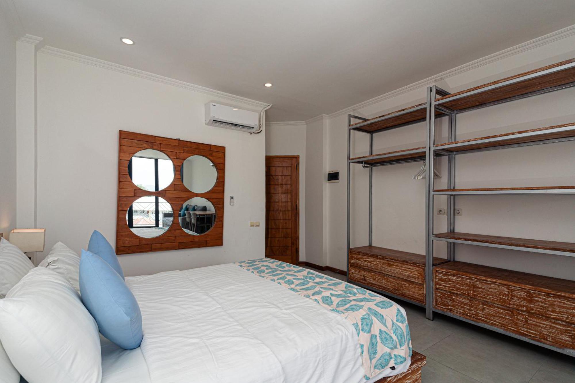 Komodo Suites Downtown Managed By Cpm Bali Labuan Bajo Zewnętrze zdjęcie