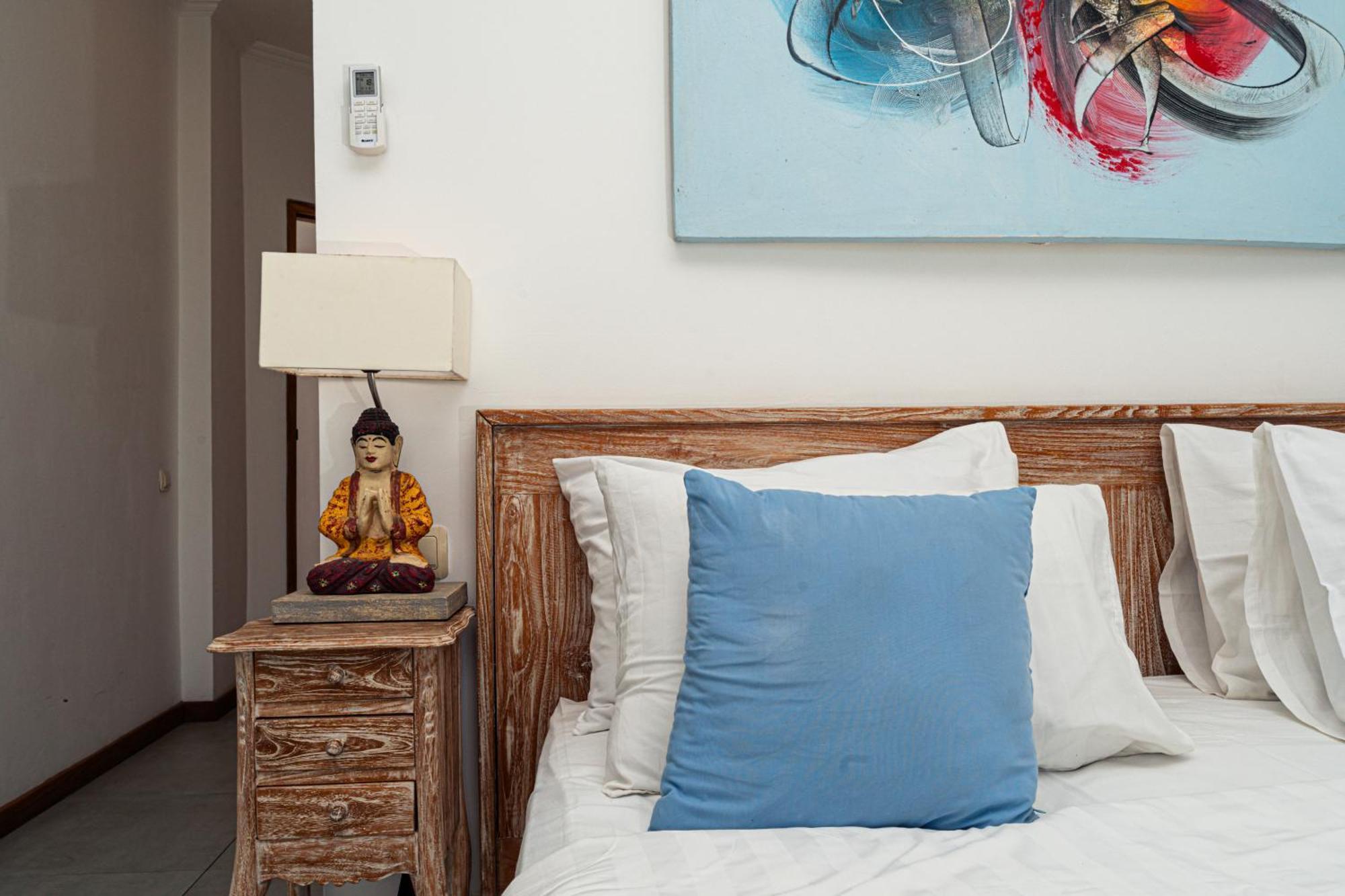 Komodo Suites Downtown Managed By Cpm Bali Labuan Bajo Zewnętrze zdjęcie