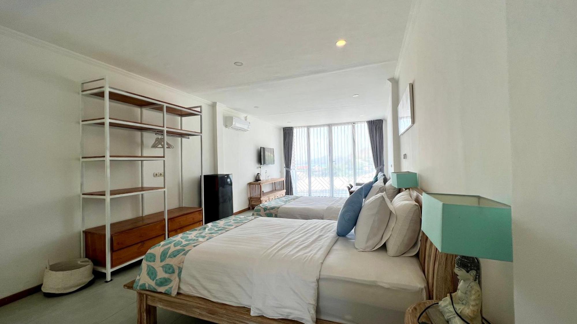Komodo Suites Downtown Managed By Cpm Bali Labuan Bajo Zewnętrze zdjęcie